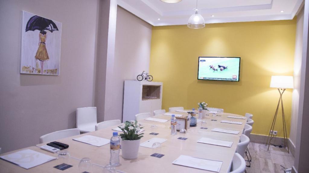 The Best Centric Hotel Νουακσότ Εξωτερικό φωτογραφία